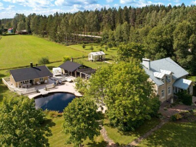 Kiinteistonvälitys drone ilmakuvaus