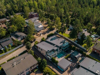 Kiinteistonvälitys drone ilmakuvaus